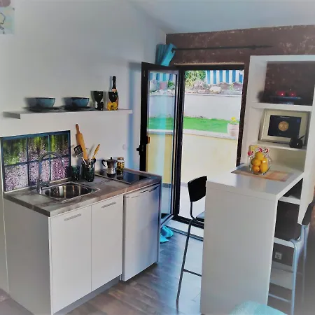 Oliva - Free Parking