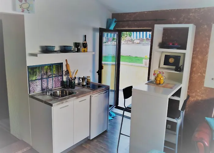 Oliva - Free Parking