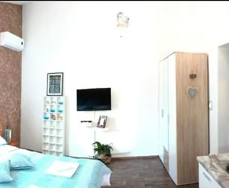 Oliva - Free Parking Apartman